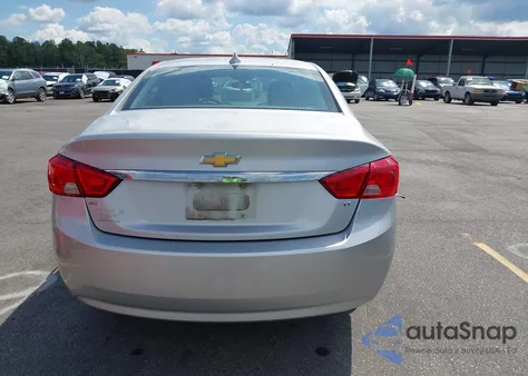 2017 Chevrolet Impala 1Lt из США, поврежденный, VIN 2G1105S34H9155377